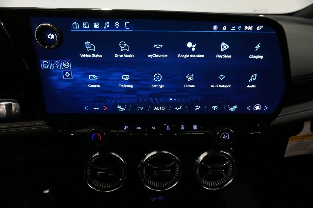 2026 Chevrolet Blazer EV LT - Photo 14