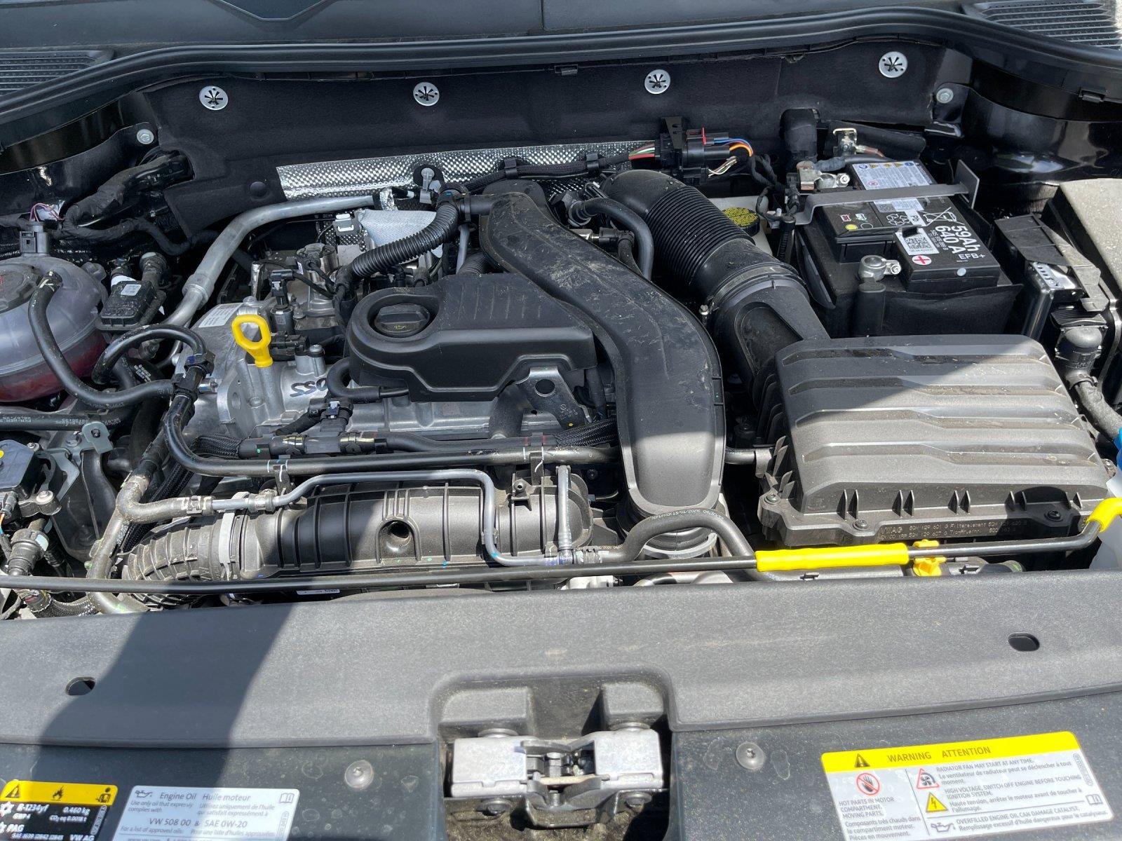 New 2026 Deep Black Pearl Volkswagen SEL image 9