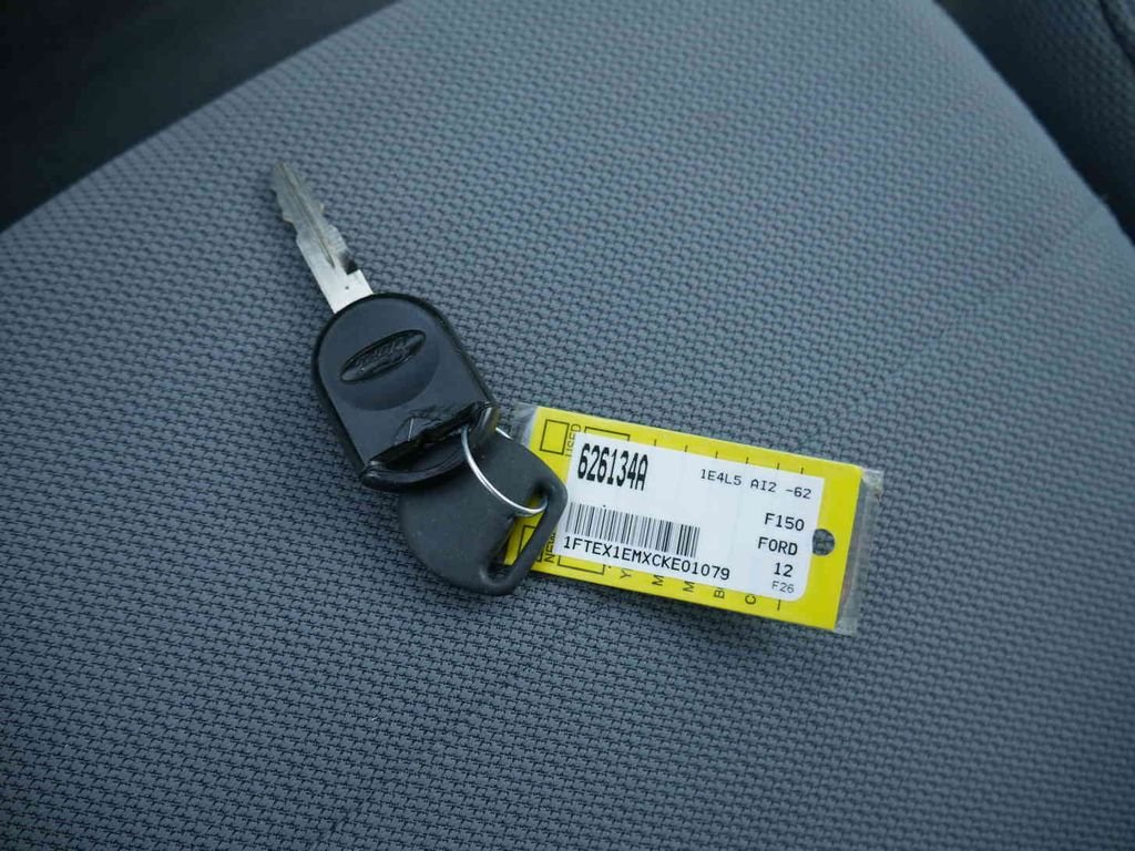 Used 2012  Ford XL image 28