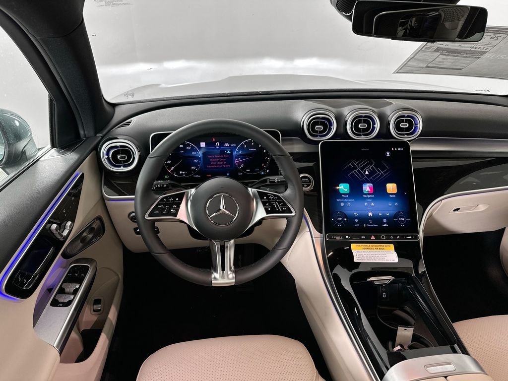 New 2026 Verde Silver Metallic Mercedes-Benz GLC 300 image 24
