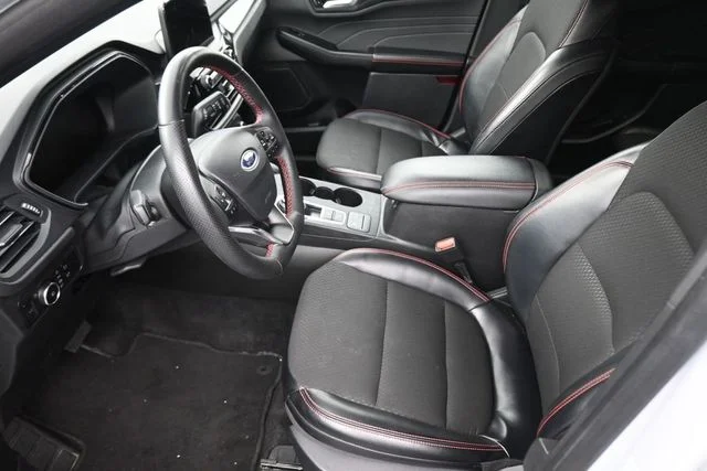 Used 2025 Silver Ford ST-Line Select image 21