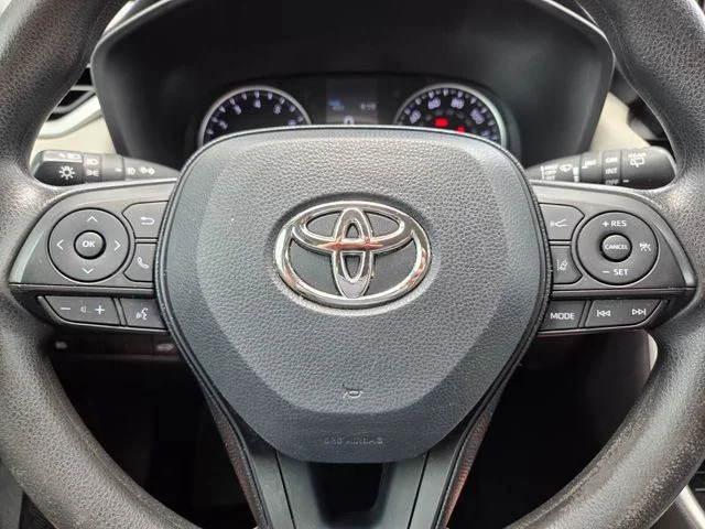 Certified Used 2021 Silver Toyota XLE image 35