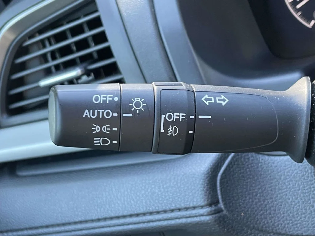 Used 2025  Honda EX-L image 35