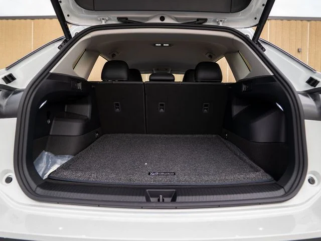 New 2026 White/off-white Volkswagen 2.0T SE image 32