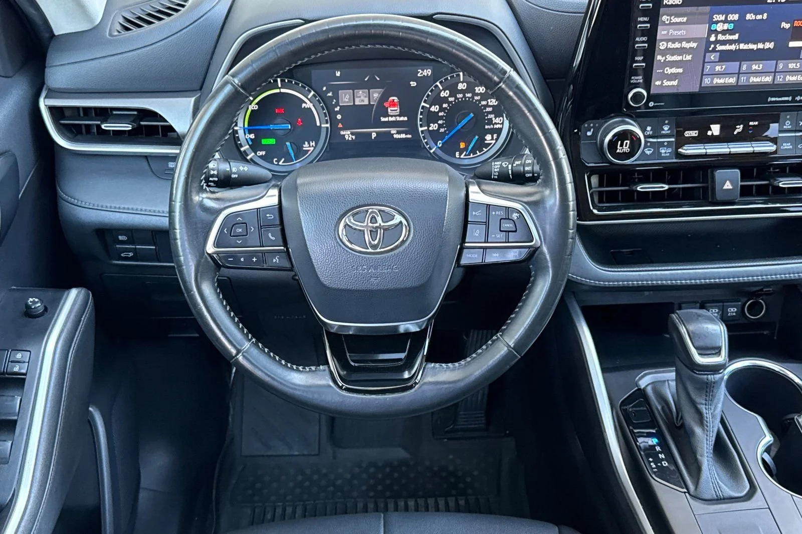 Used 2021 Celestial Silver Toyota Hybrid XLE image 15