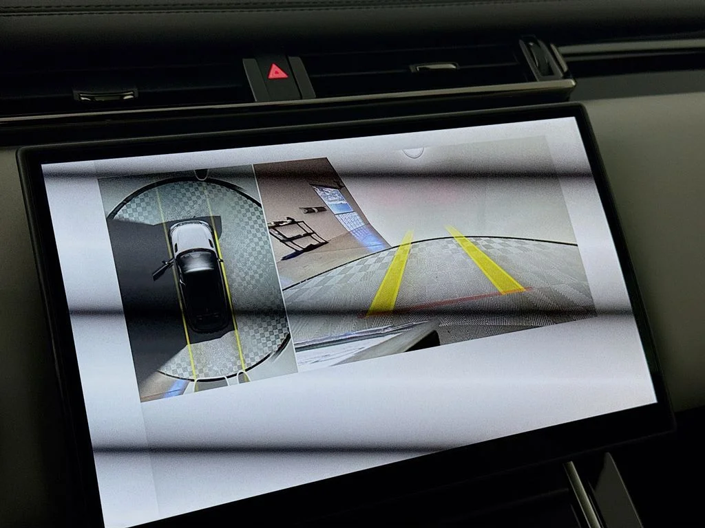 New 2026  Land Rover Dynamic SE image 14