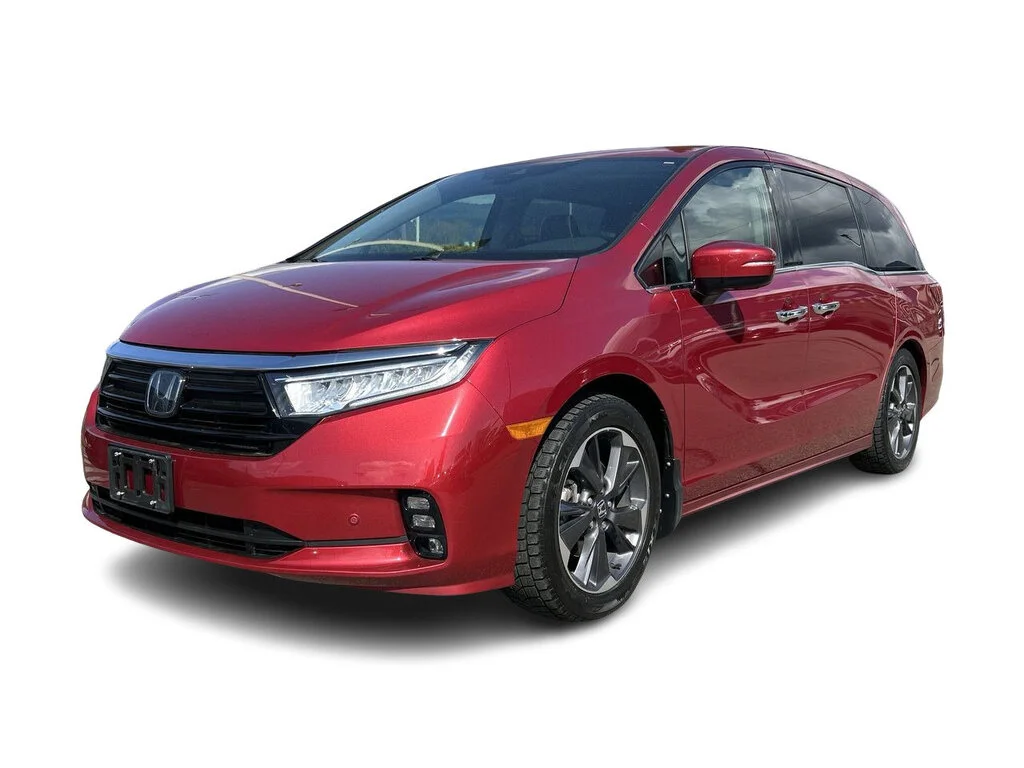 Used 2022 Radiant Red Metallic II Honda Touring No Accident History   Local BC   Clean Tit image 6