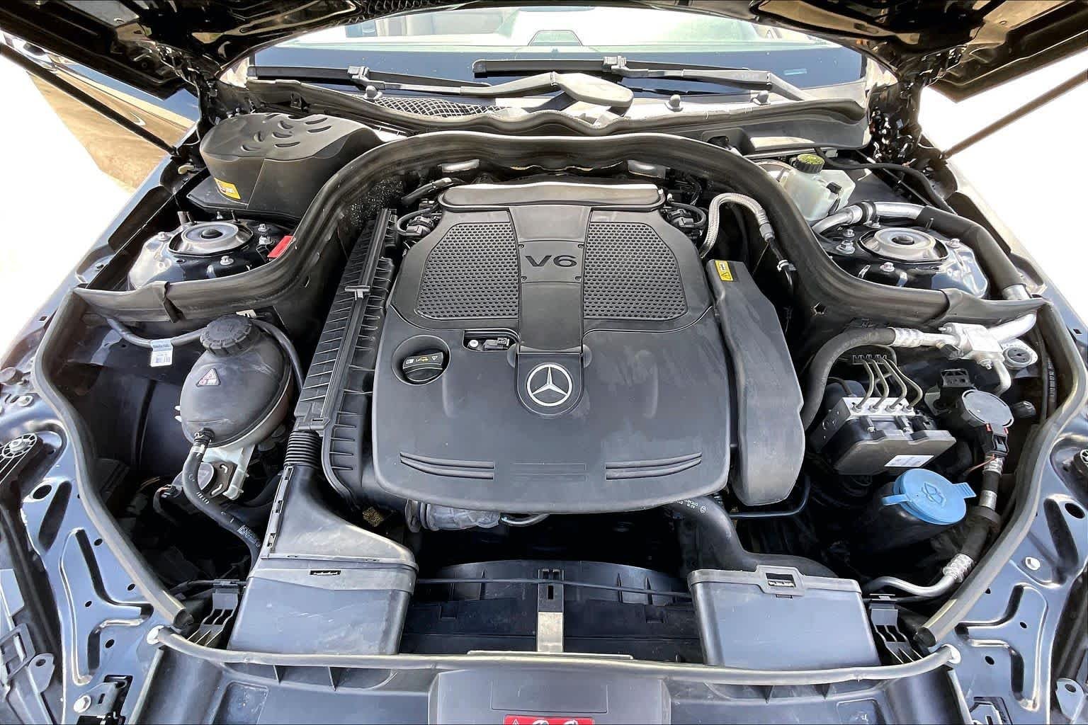 Used 2014 Black Mercedes-Benz E 350 Sport image 28