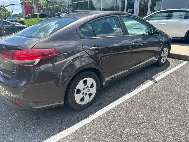 Used 2018 Silver Kia LX image 4