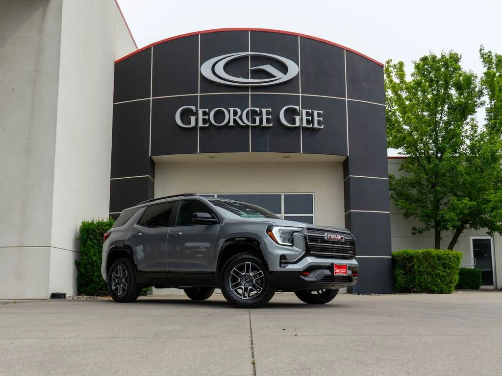 2026 GMC Terrain AT4 AWD's photo