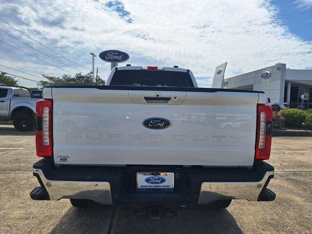 Used 2023 Star White Metallic Tri-Coat Ford LARIAT image 4