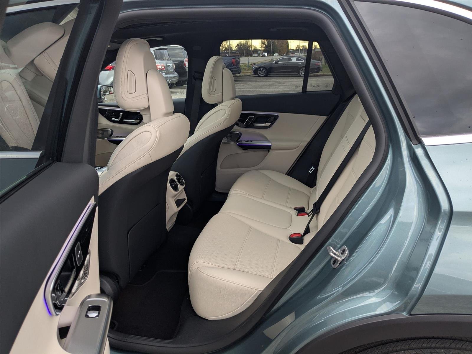 New 2026 Verde Silver Metallic Mercedes-Benz GLC 300 image 25