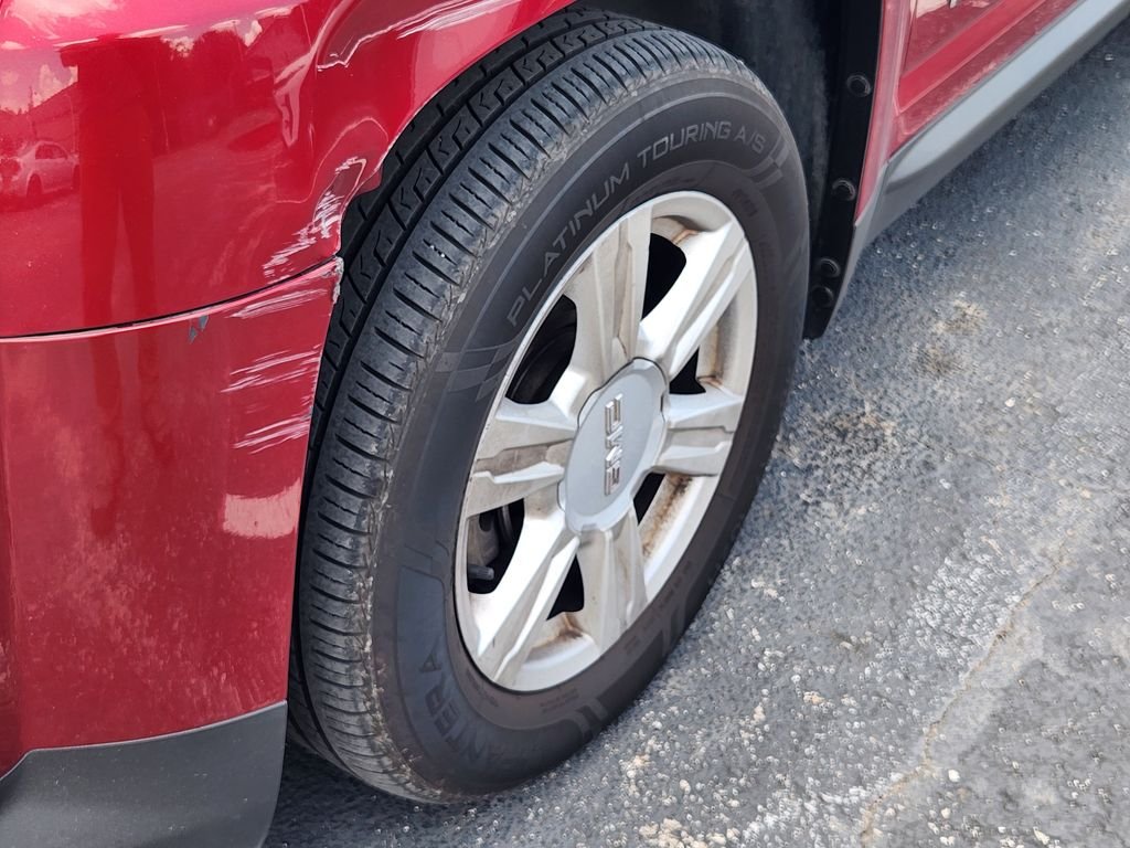 Used 2015 Red GMC SLE-1 image 2