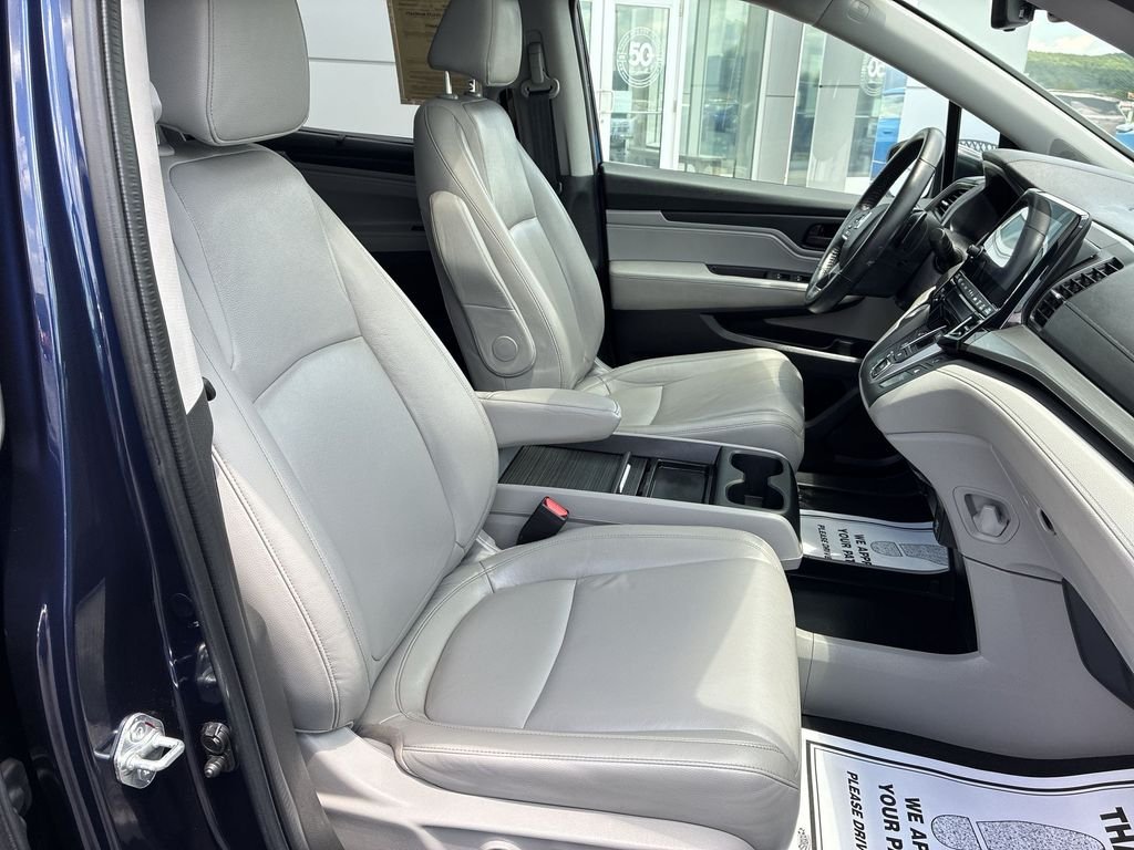 Used 2023 Gray Honda EX-L image 25