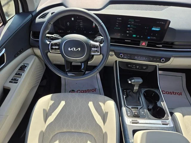 Used 2025 White Kia SX image 14