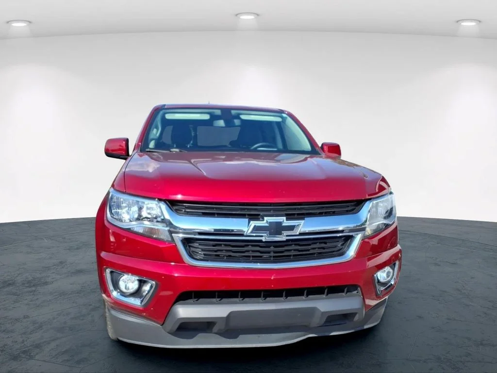 Used 2019 Red Chevrolet LT image 8