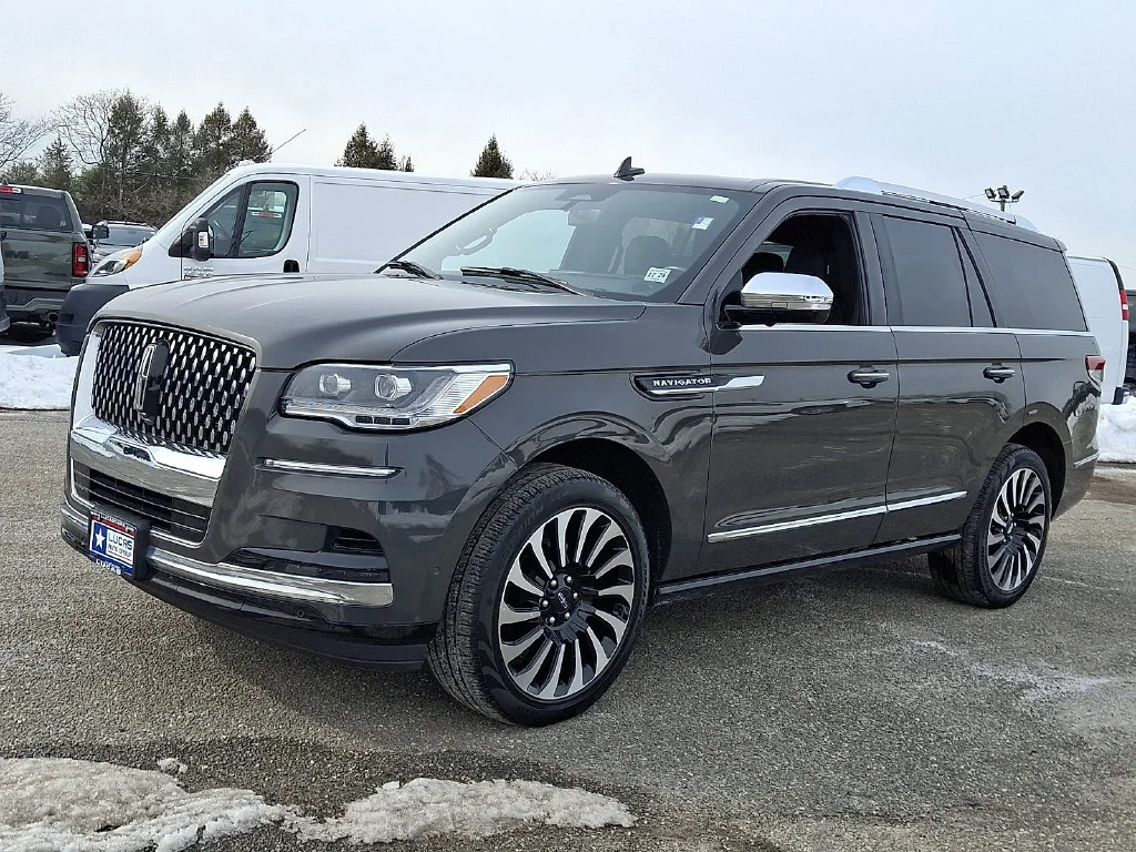 Used 2023 Gray Lincoln Black Label image 6