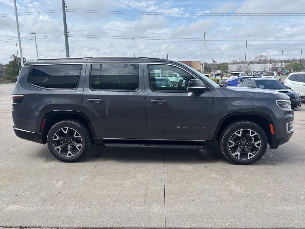Used 2023 Baltic Gray Metallic Clearcoat Jeep Series III image 4