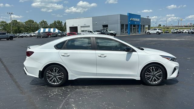 2023 Kia Forte GT-Line - Photo 8