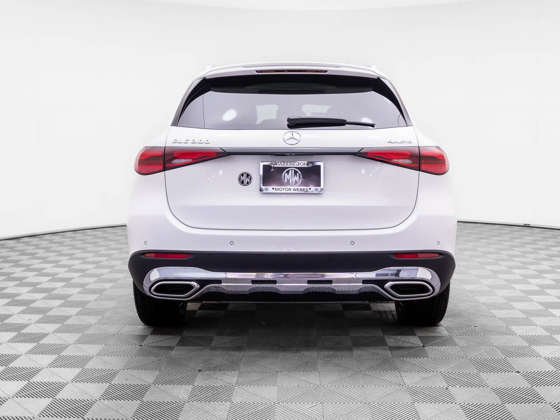 New 2026 White Mercedes-Benz GLC 300 image 4