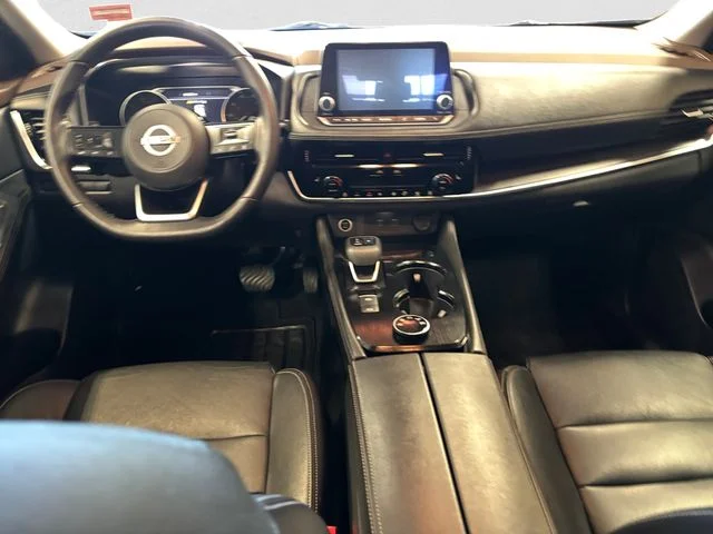 Used 2021 Black Nissan SL image 10