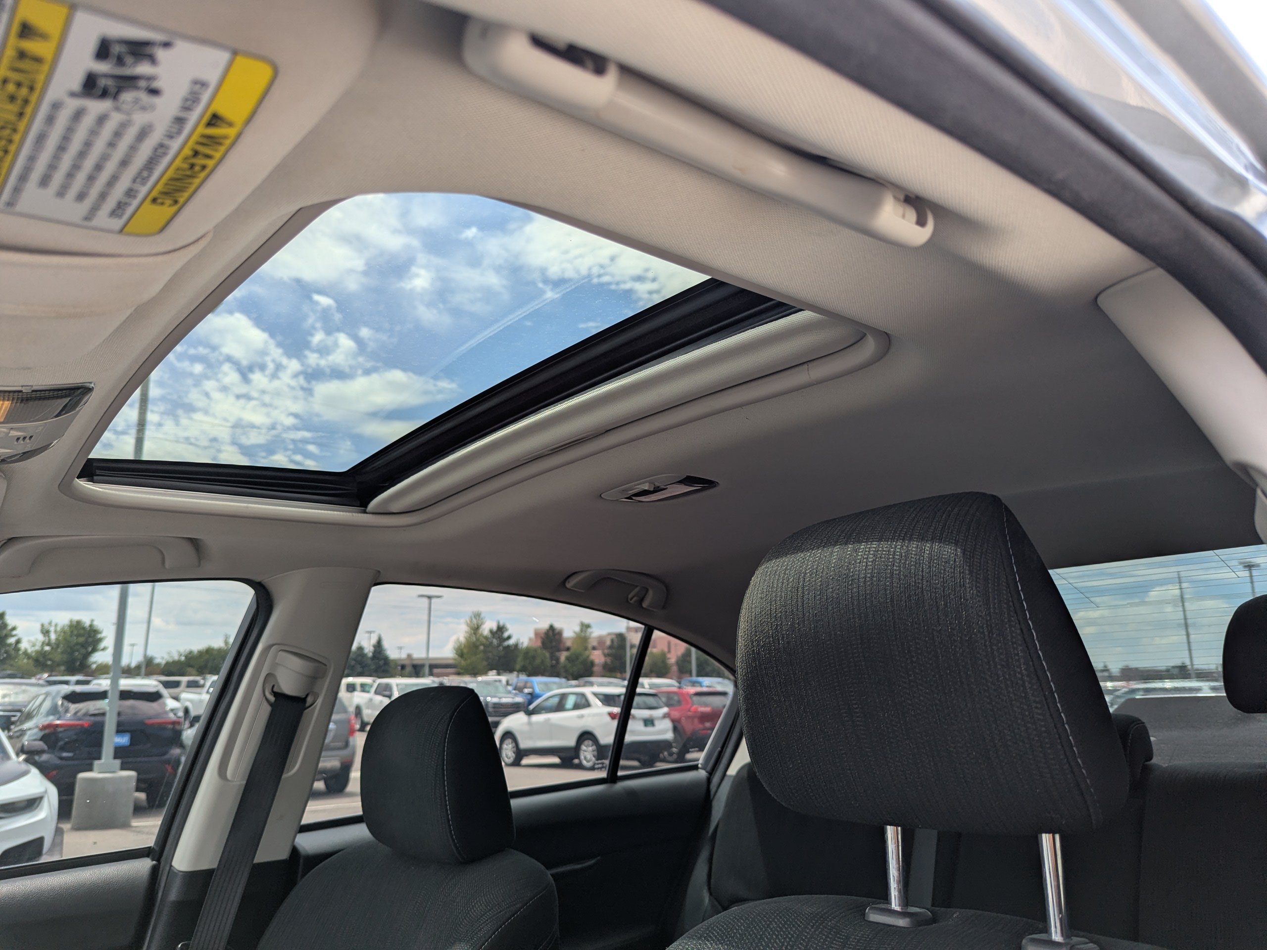 Used 2014 Silver Subaru 2.5 i Sport image 28