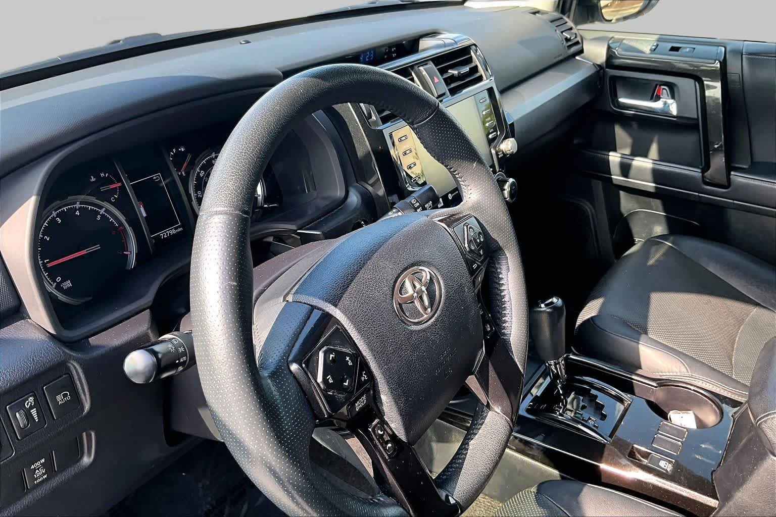 Used 2021 Blizzard Pearl Toyota Nightshade image 18