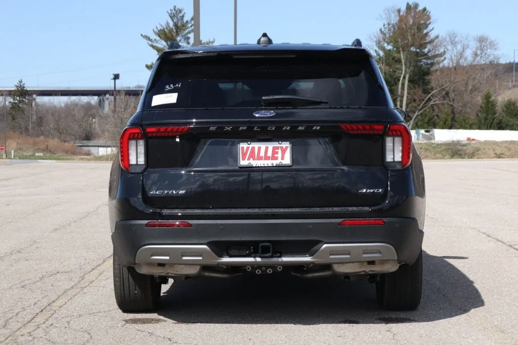 New 2026 Agate Black Metallic Ford Active image 8
