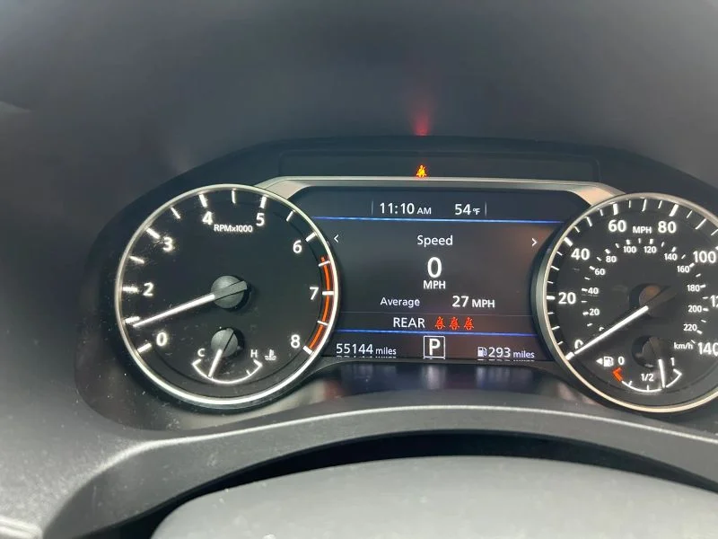 Used 2024 Silver Nissan 2.5 SV Sedan 4D image 45