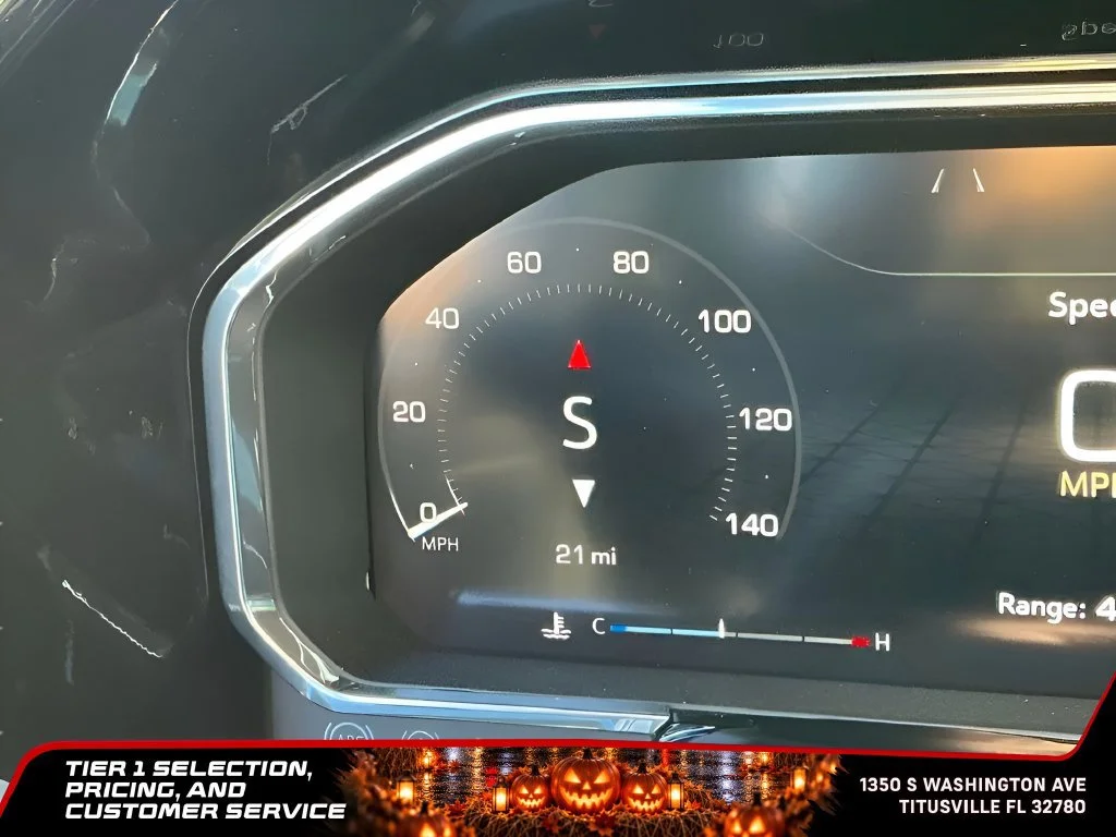 New 2026 Summit White GMC SLE image 30