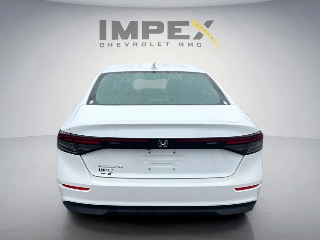 Used 2024 White Honda LX image 4