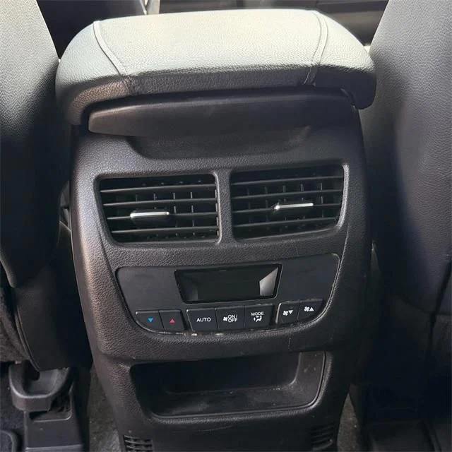 Used 2015  Acura 3.5L image 34