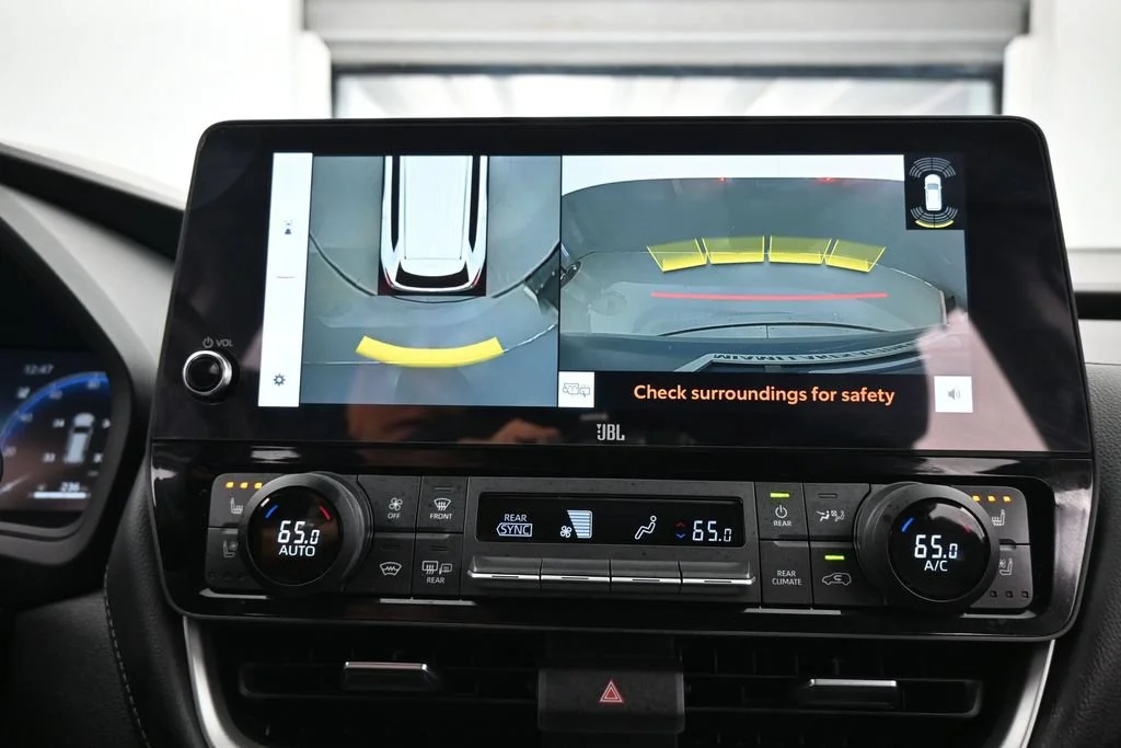 Used 2025 Cloud Toyota Limited image 24