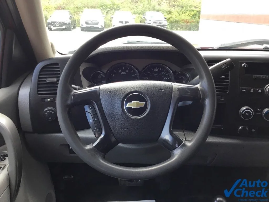 Used 2013 Red Chevrolet Work Truck image 46