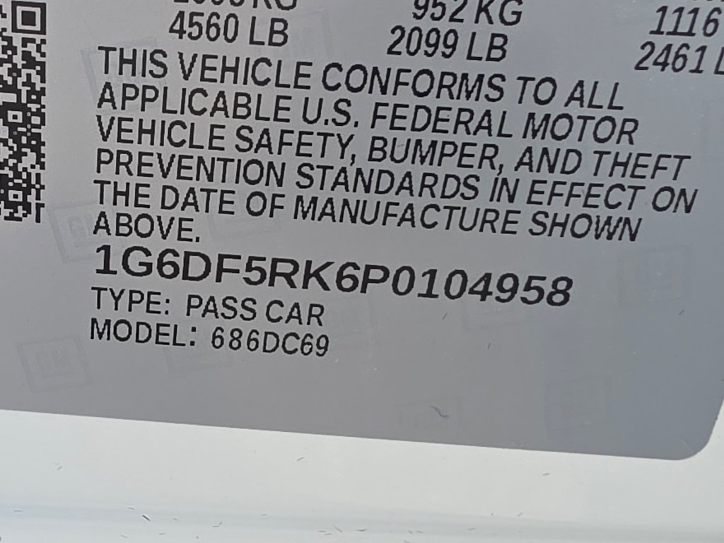 Certified Used 2023 Crystal White Tricoat Cadillac Premium Luxury image 36