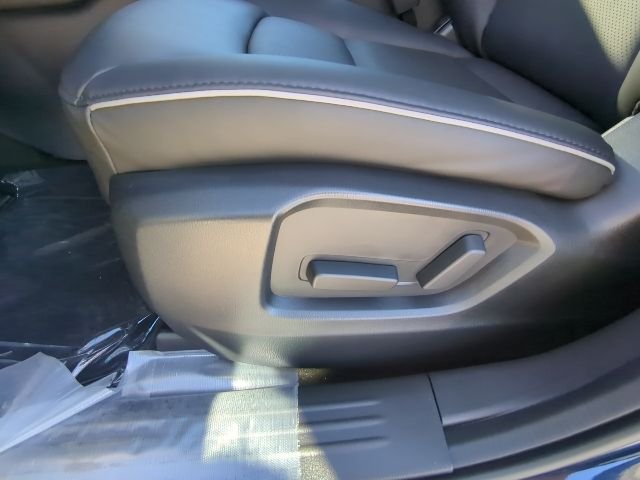 2025 Mazda CX-5 S Select Package - Photo 11