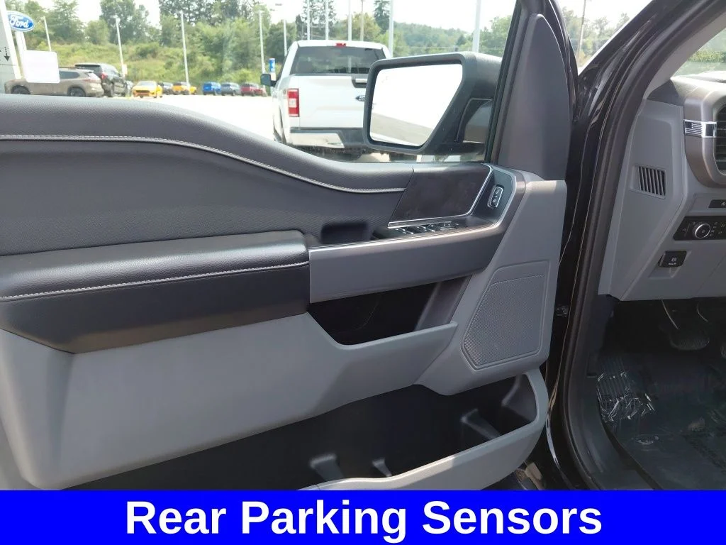 Used 2025 Black Ford XLT image 28