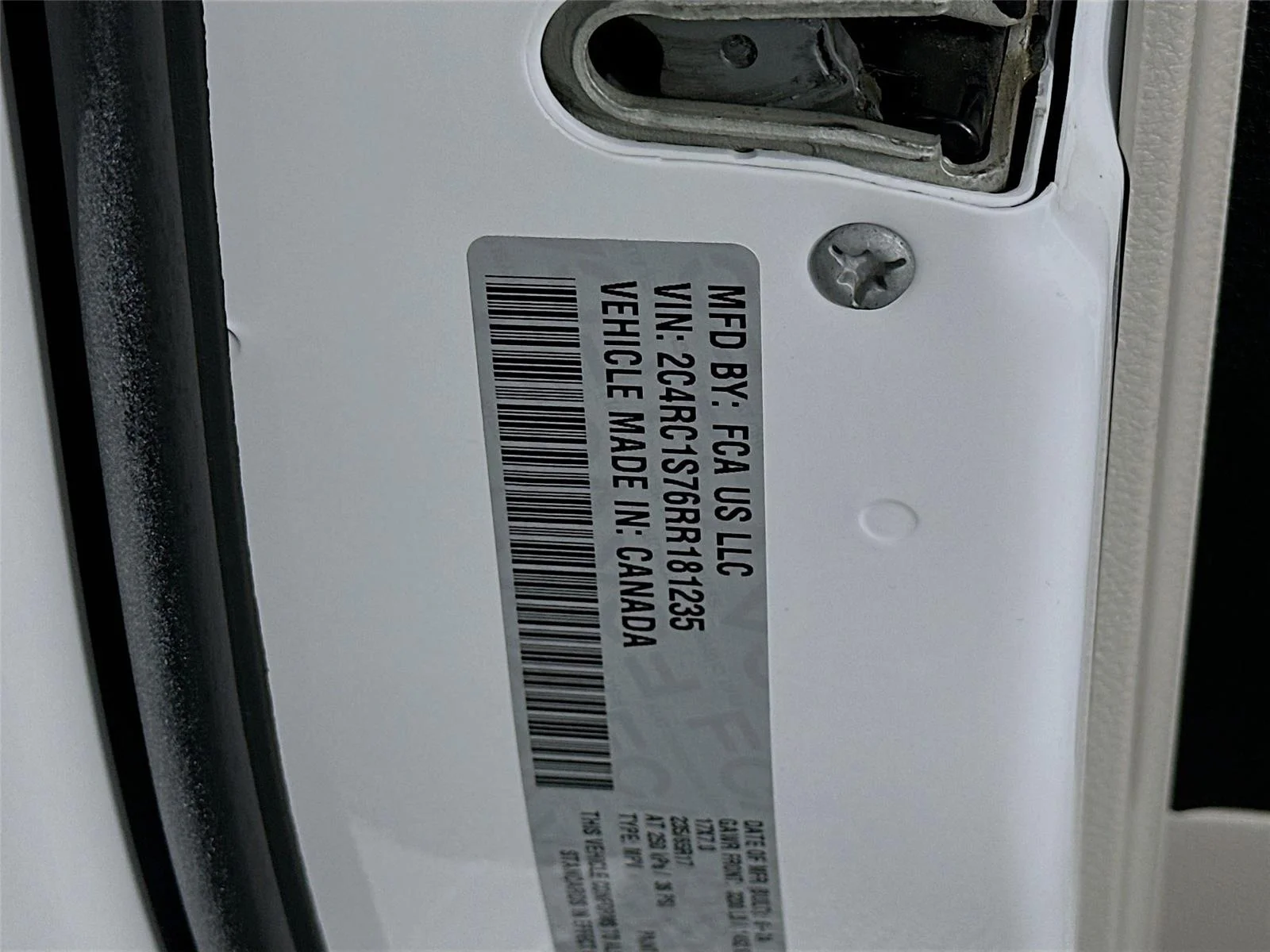 2024 Chrysler Pacifica PHEV Select - Photo 32
