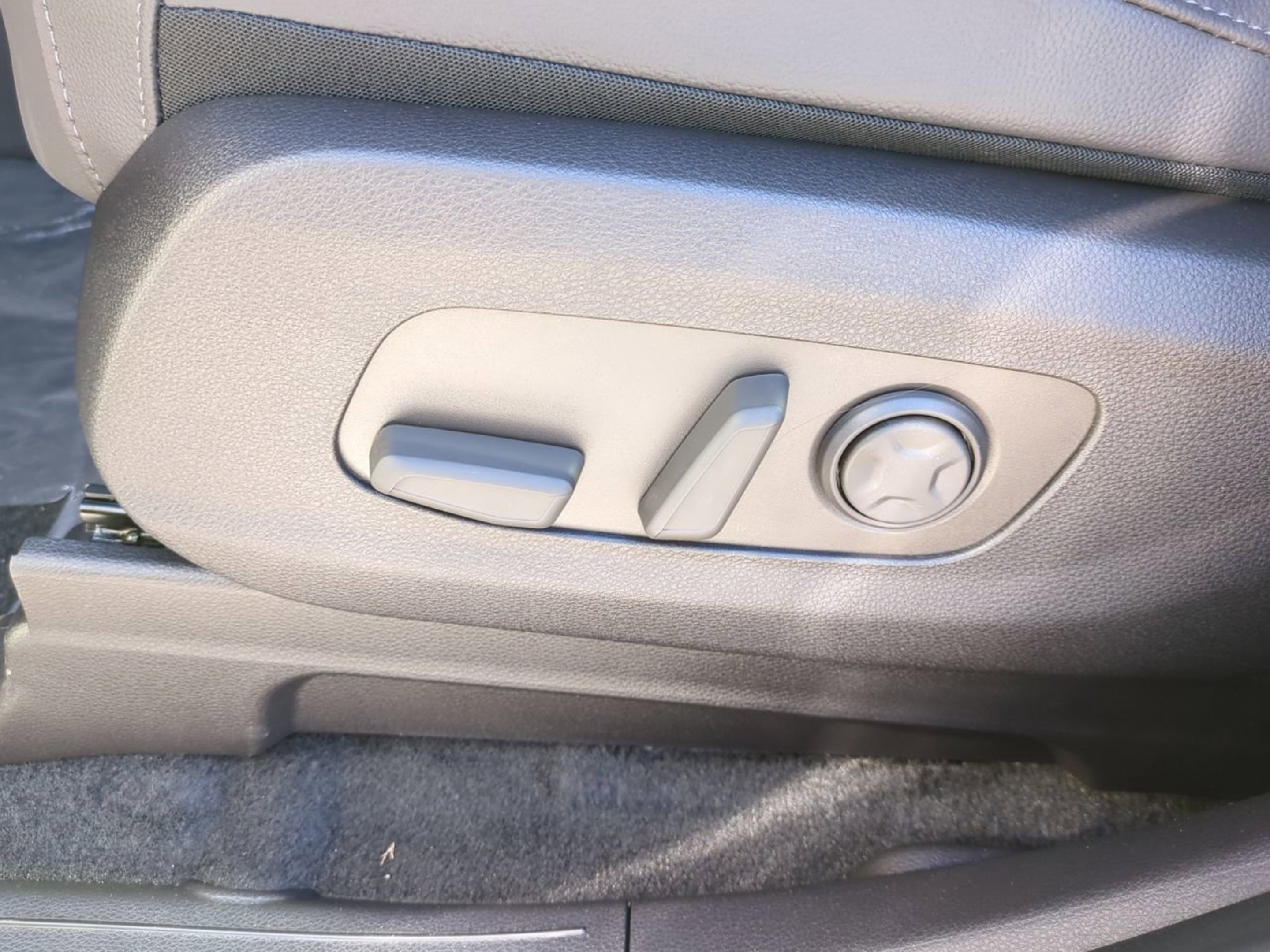 2026 Kia Carnival SX Prestige - Photo 24