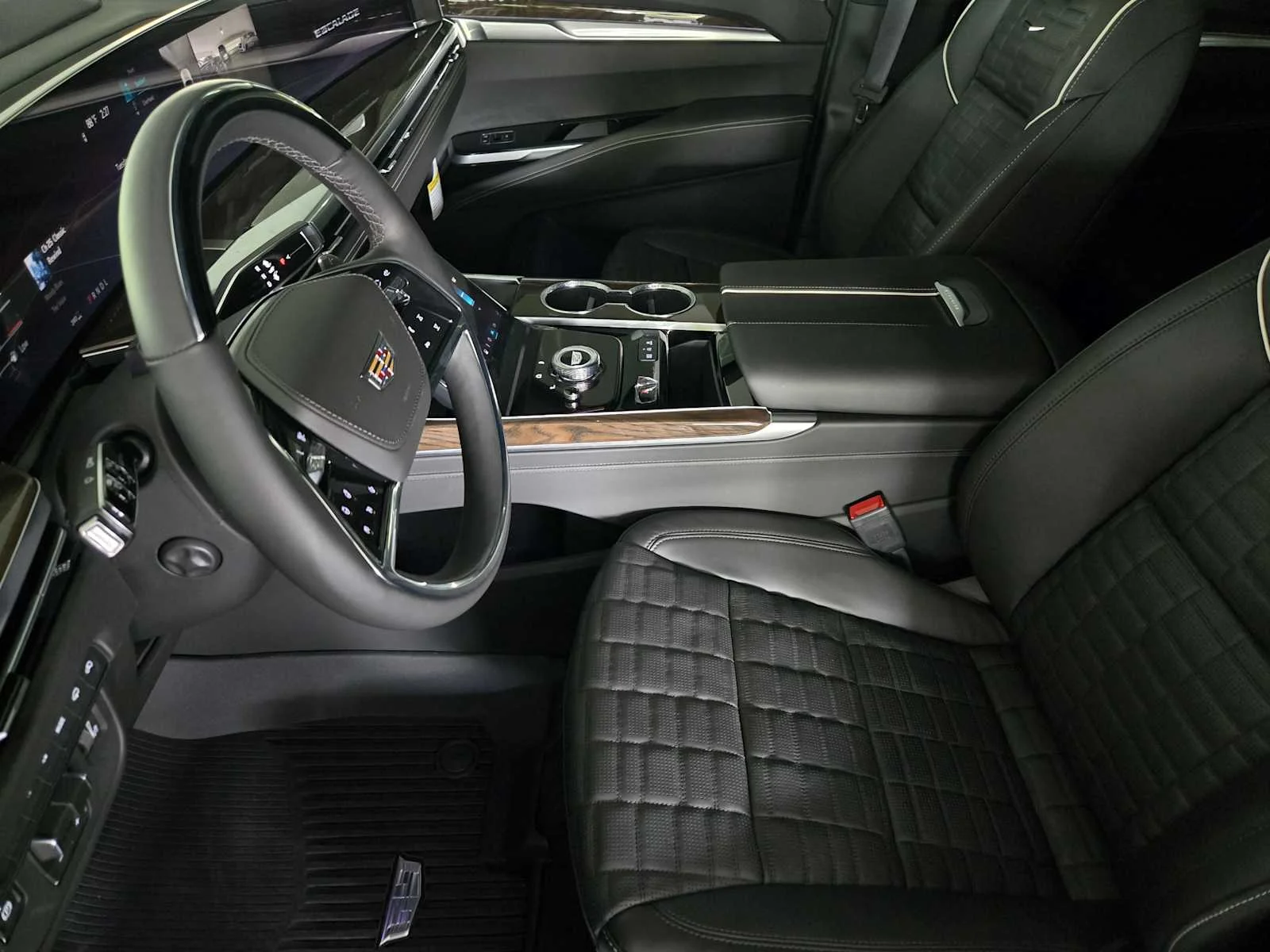 2026 Cadillac Escalade Platinum Sport - Photo 8