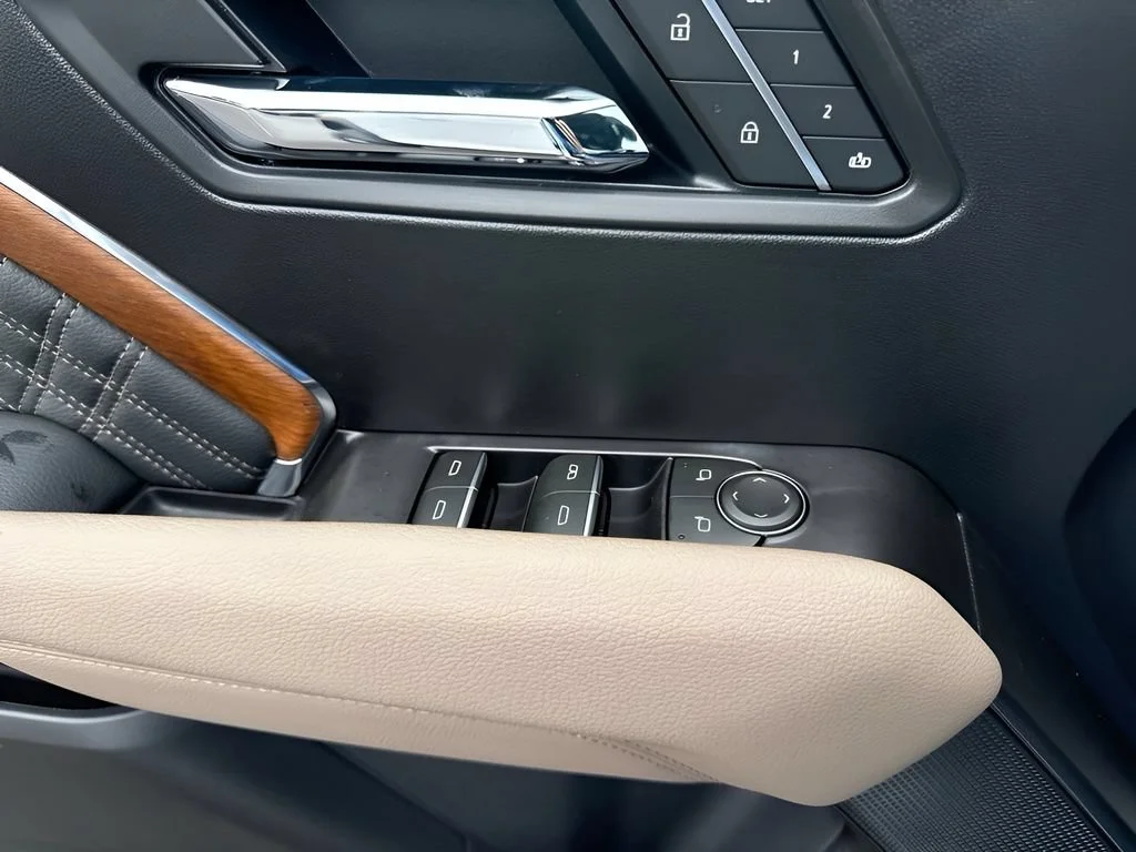 New 2026 Summit White GMC Denali image 30