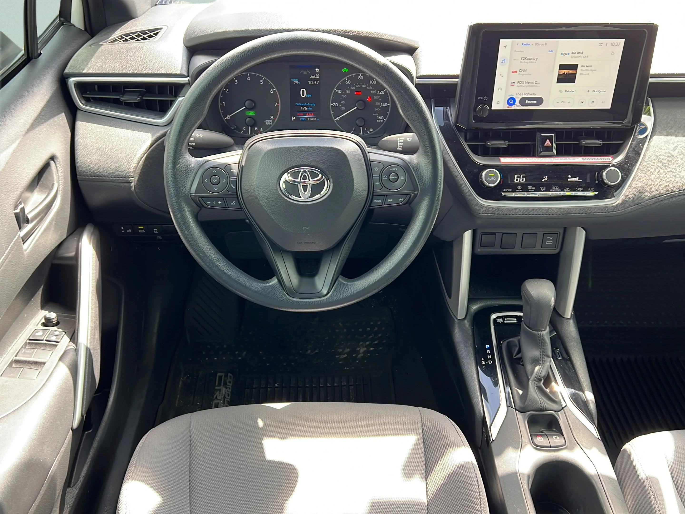 Used 2024 Pearl Toyota Hybrid S image 12
