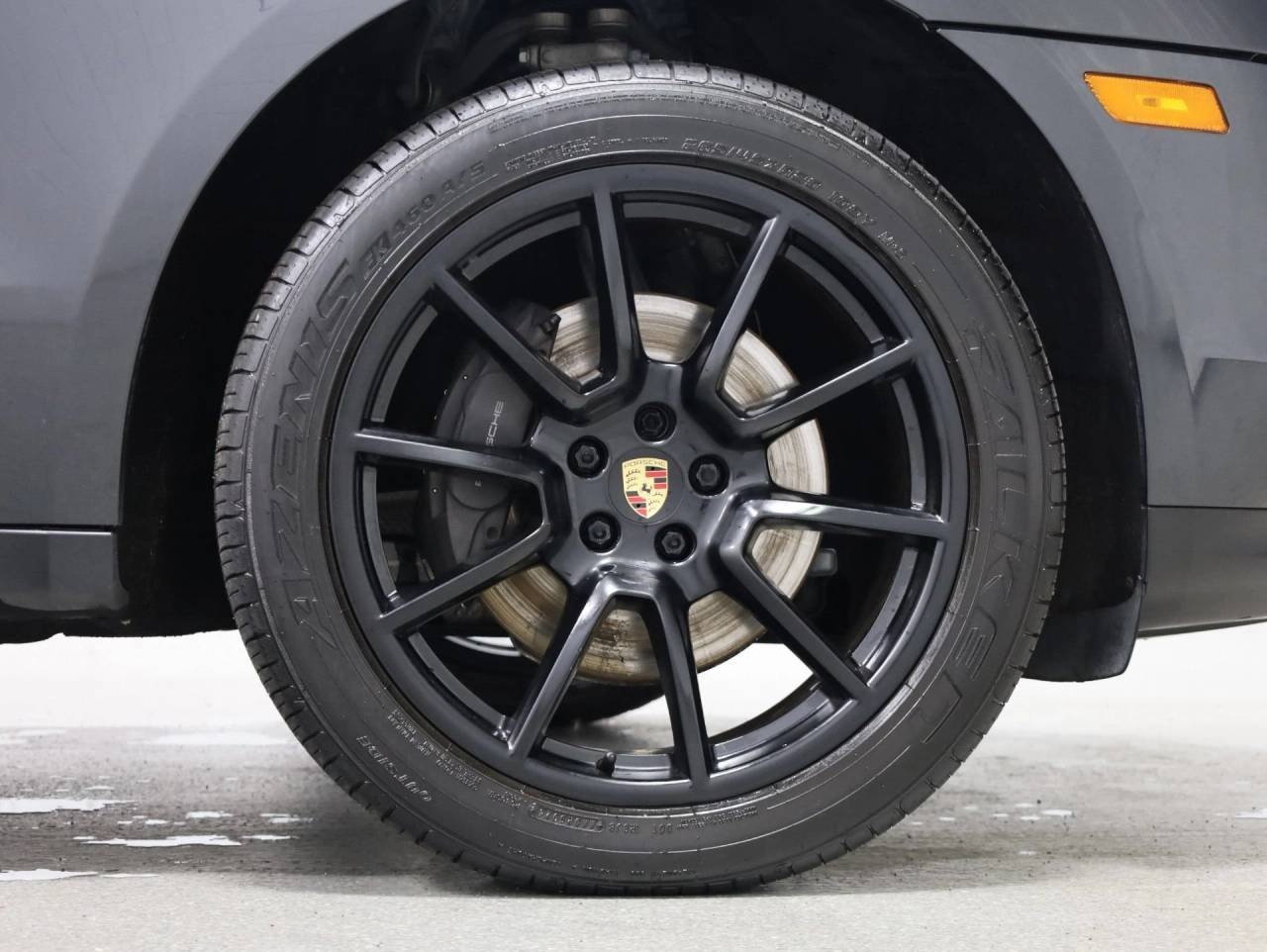 Used 2020 Vulcano Gray Metallic Porsche Macan image 12