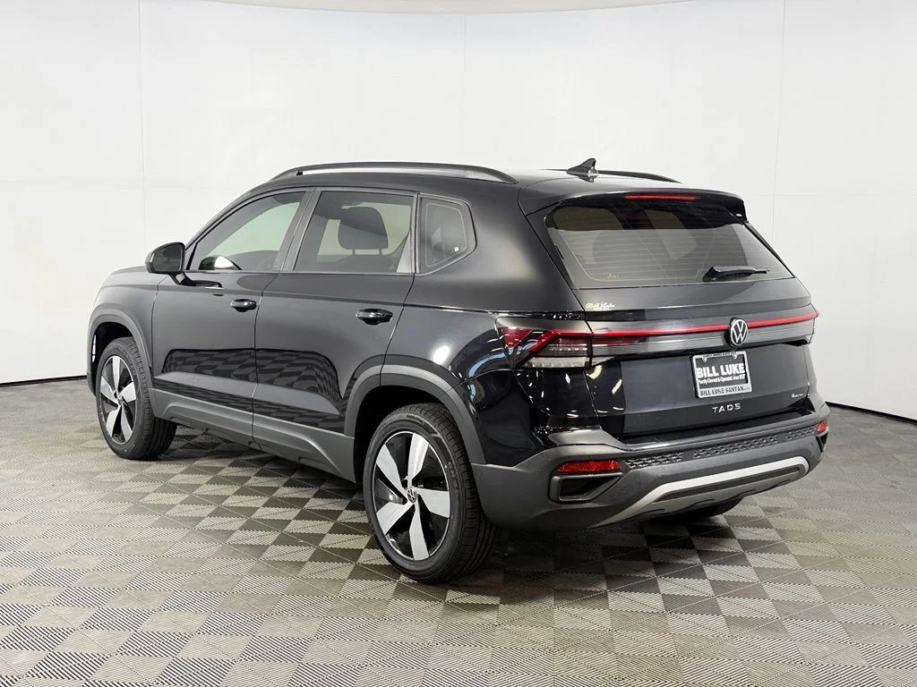 Certified Used 2025 Black Volkswagen 1.5T S image 9