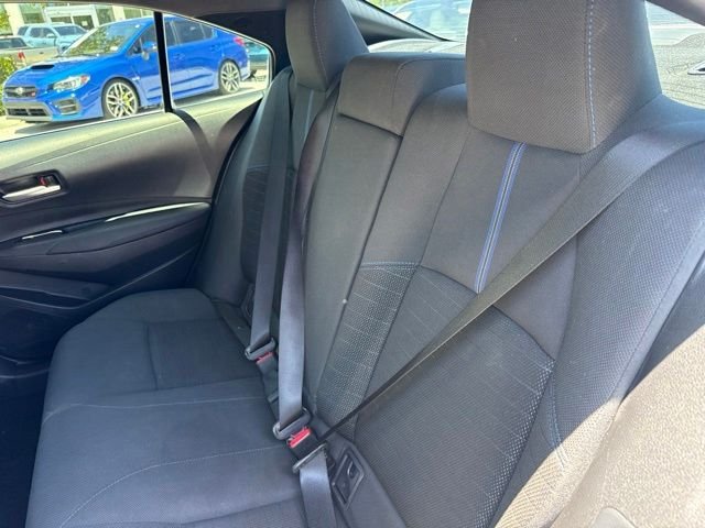 Used 2021  Toyota SE image 11