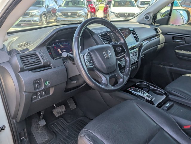Used 2021 White Honda Touring image 34