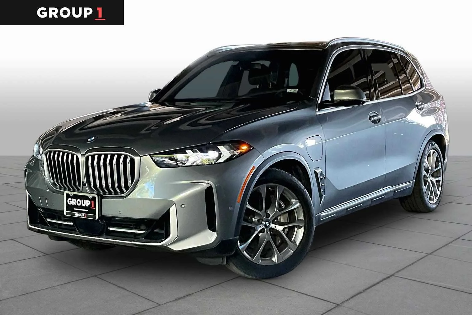 2024 BMW X5 xDrive50e's photo