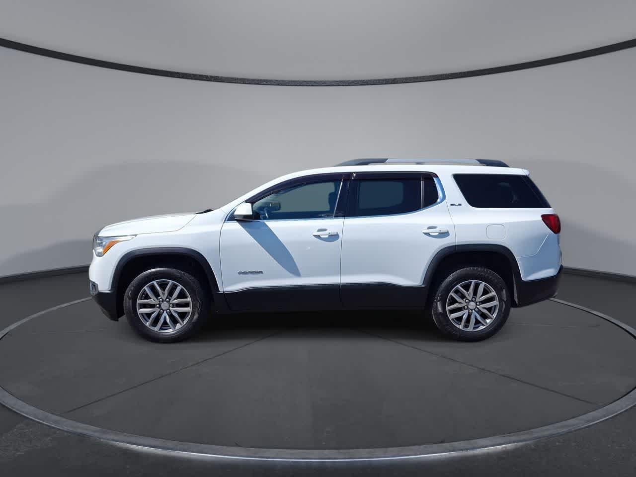 Certified Used 2018 Summit White GMC SLE image 5