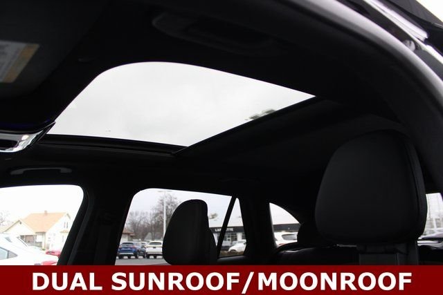 New 2026 Black Mercedes-Benz GLC 300 image 17