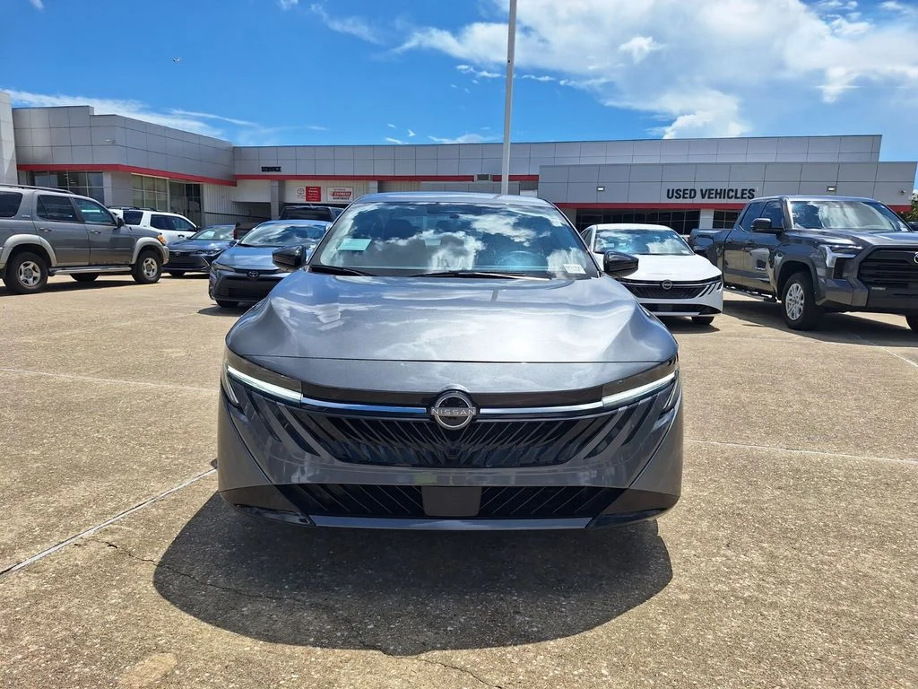 Used 2027 Gray Nissan SV image 2